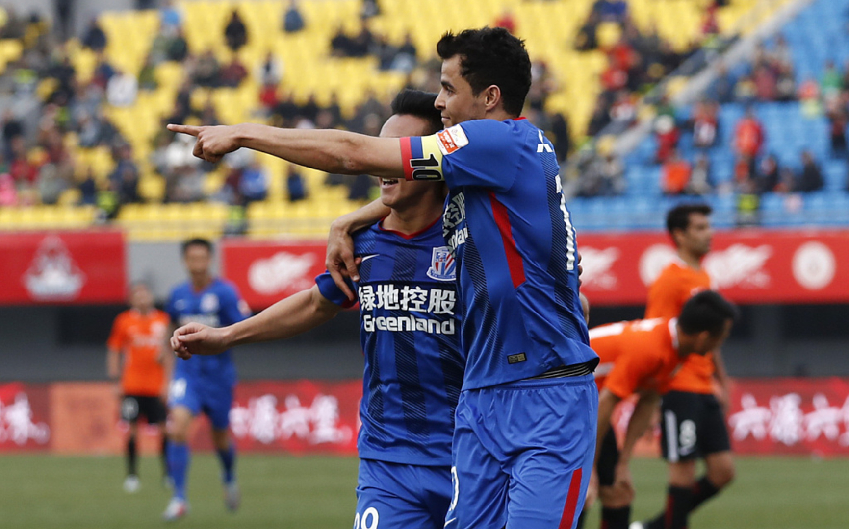 包含里程碑夜！广州队遗憾出局；中超加时末段刷纪录；质疑声仍在；纪律约束更严格的词条