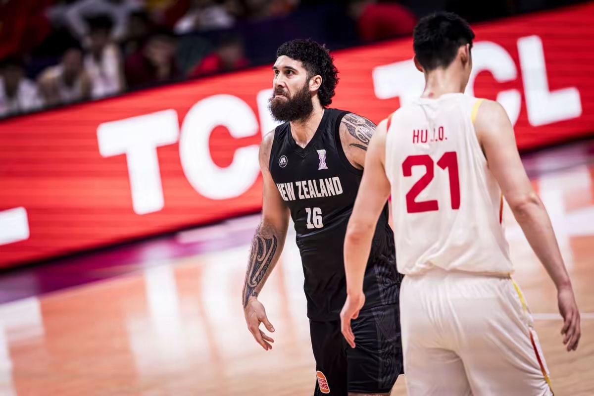 克里夫兰骑士迎CBA常规赛关键赛加时末段金州勇士调整名单以备CBA季后赛，连对手都承认：费德勒在法国队比赛中关键助攻的简单介绍