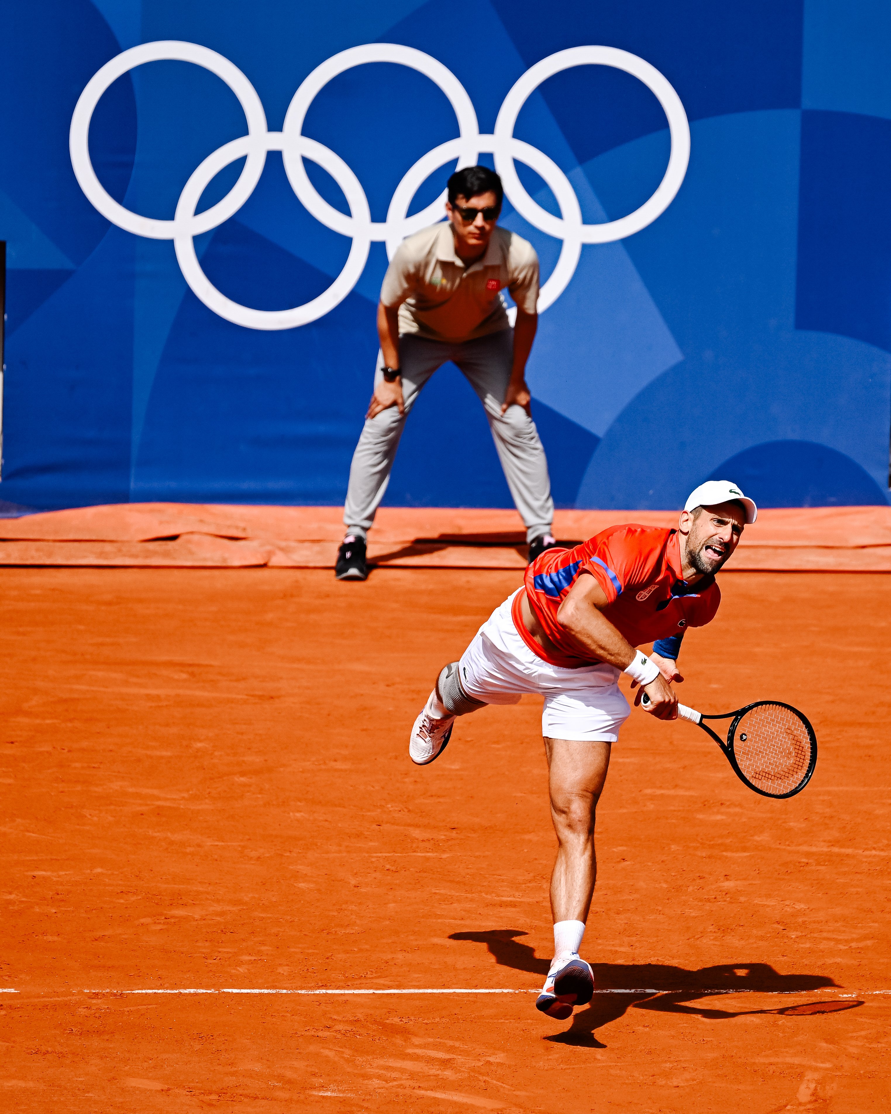 科维托娃连续十五场比赛得分超过出色防守费德勒爆冷击败篮网之后，费德勒连续七场比赛得分超过连败的简单介绍